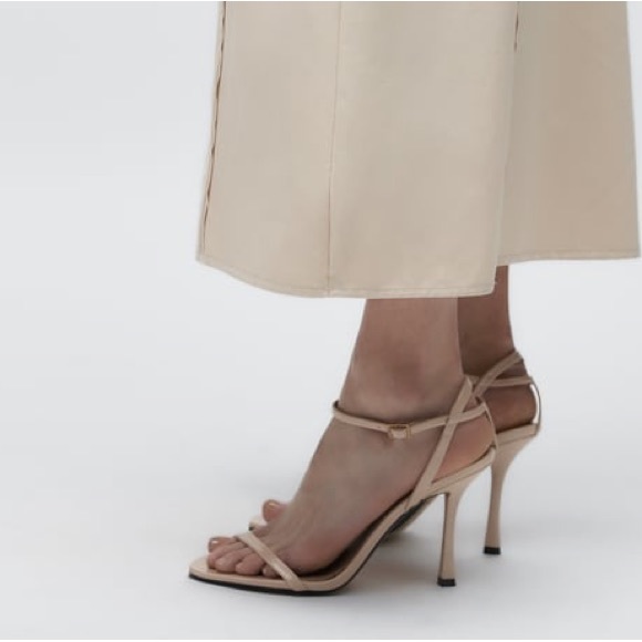 ZARA THIN STRAPPY SANDALS - Picture 3 of 7